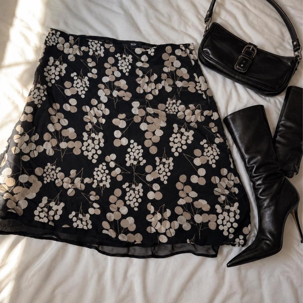 Silk Floral Midi Skirt Y2K Mossimo size 10 silk shell black floral midi skirt
